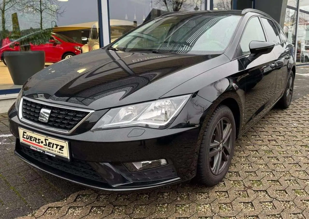 Photo 1 : Seat Leon 2018 Petrol