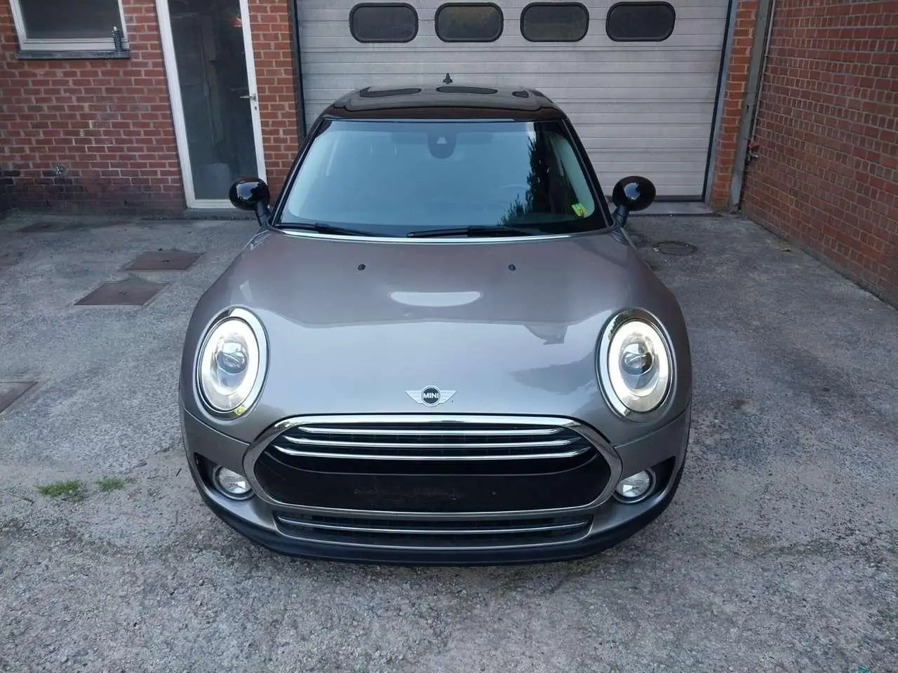 Photo 1 : Mini Cooper 2017 Diesel