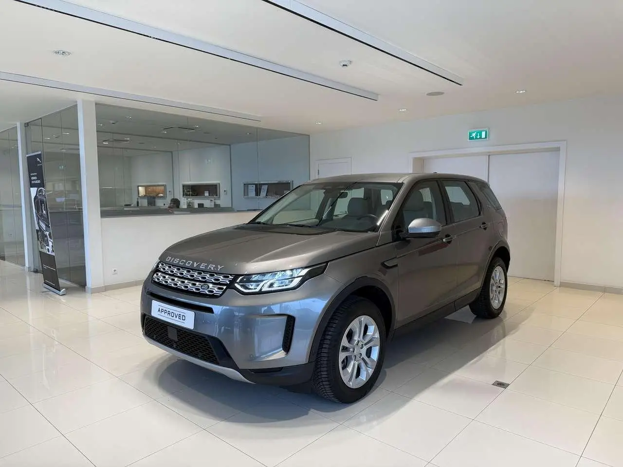 Photo 1 : Land Rover Discovery 2021 Hybrid