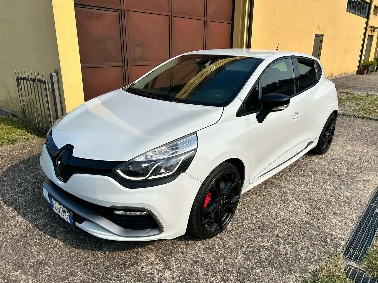 Photo 1 : Renault Clio 2016 Petrol