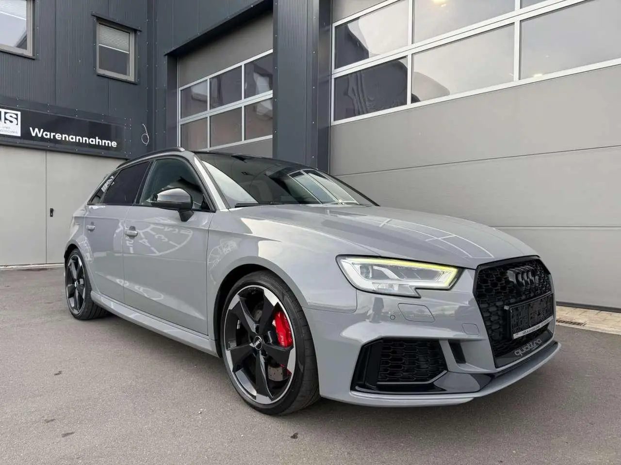 Photo 1 : Audi Rs3 2019 Essence