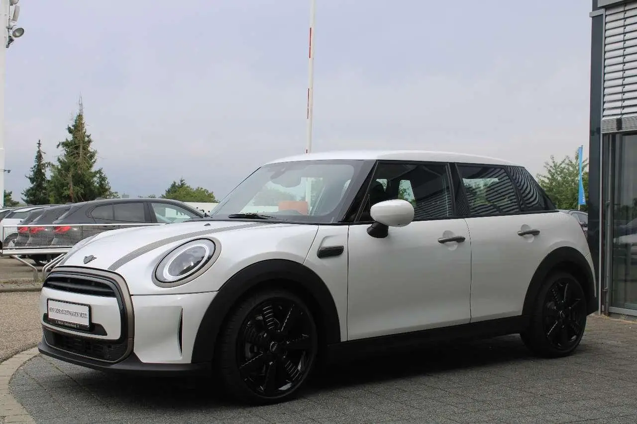 Photo 1 : Mini Cooper 2023 Petrol