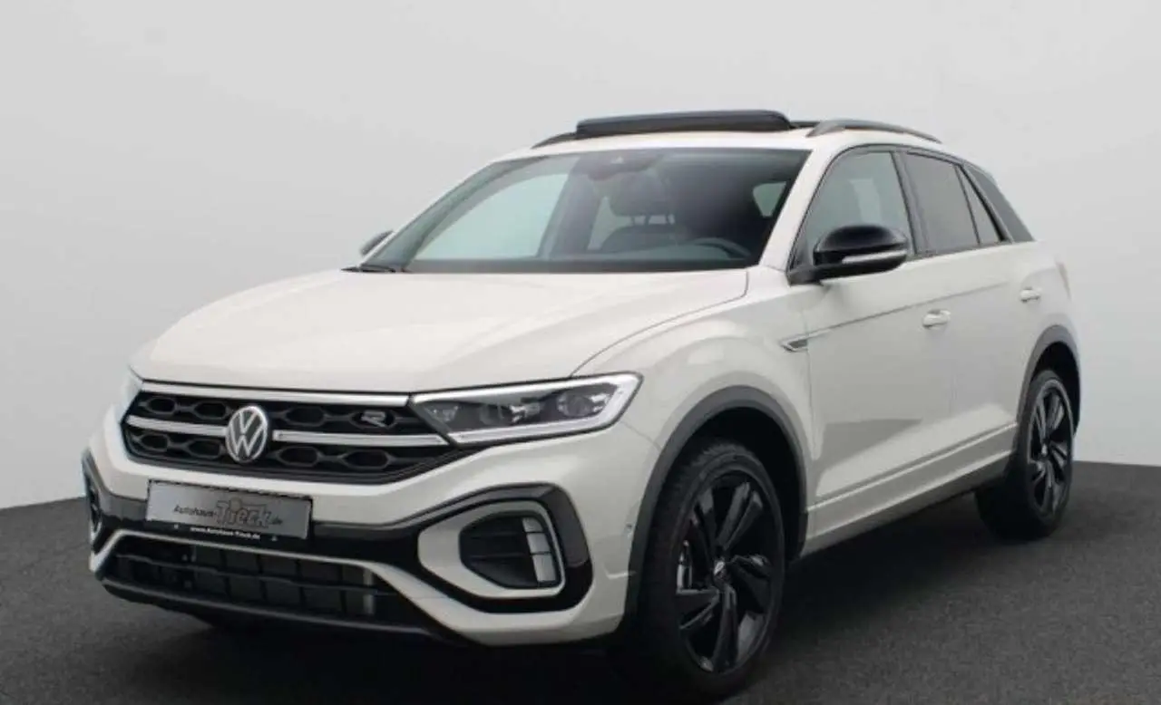 Photo 1 : Volkswagen T-roc 2024 Essence