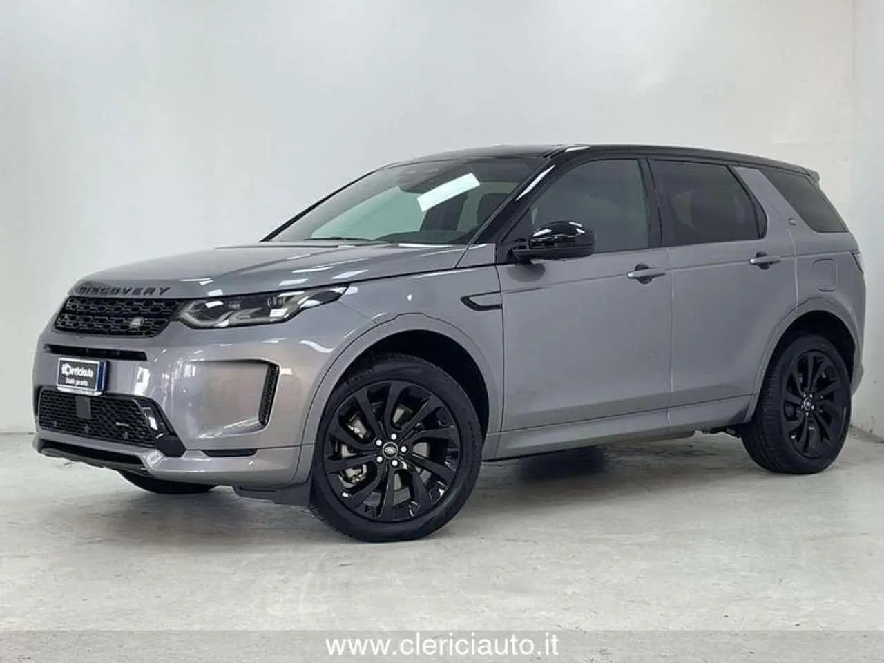 Photo 1 : Land Rover Discovery 2023 Hybrid