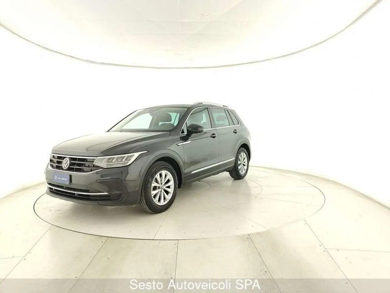 Photo 1 : Volkswagen Tiguan 2021 Diesel