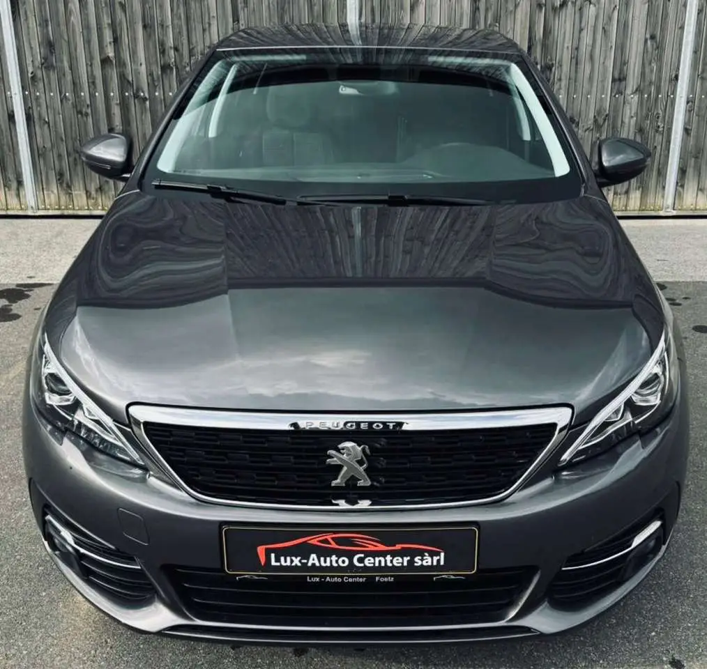 Photo 1 : Peugeot 308 2020 Diesel