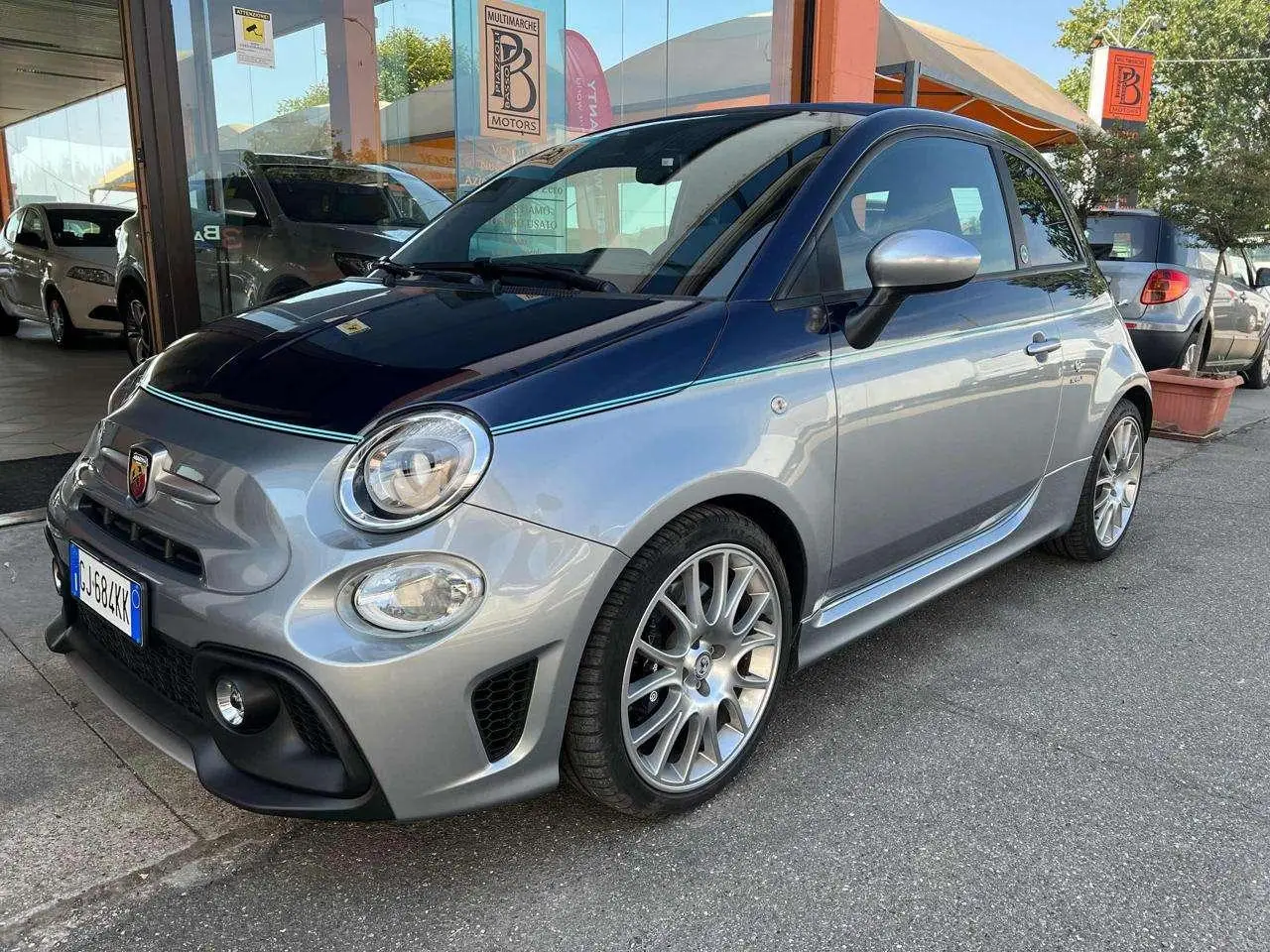 Photo 1 : Abarth 695 2018 Essence