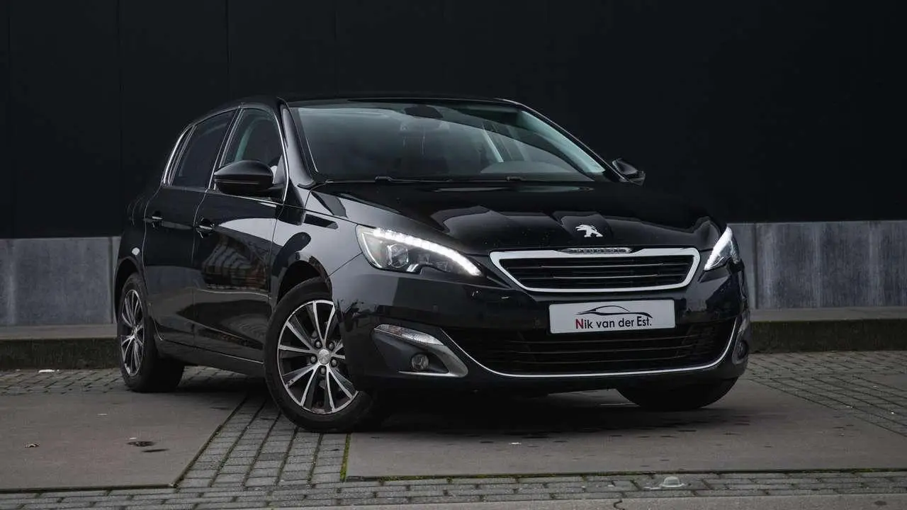 Photo 1 : Peugeot 308 2017 Essence