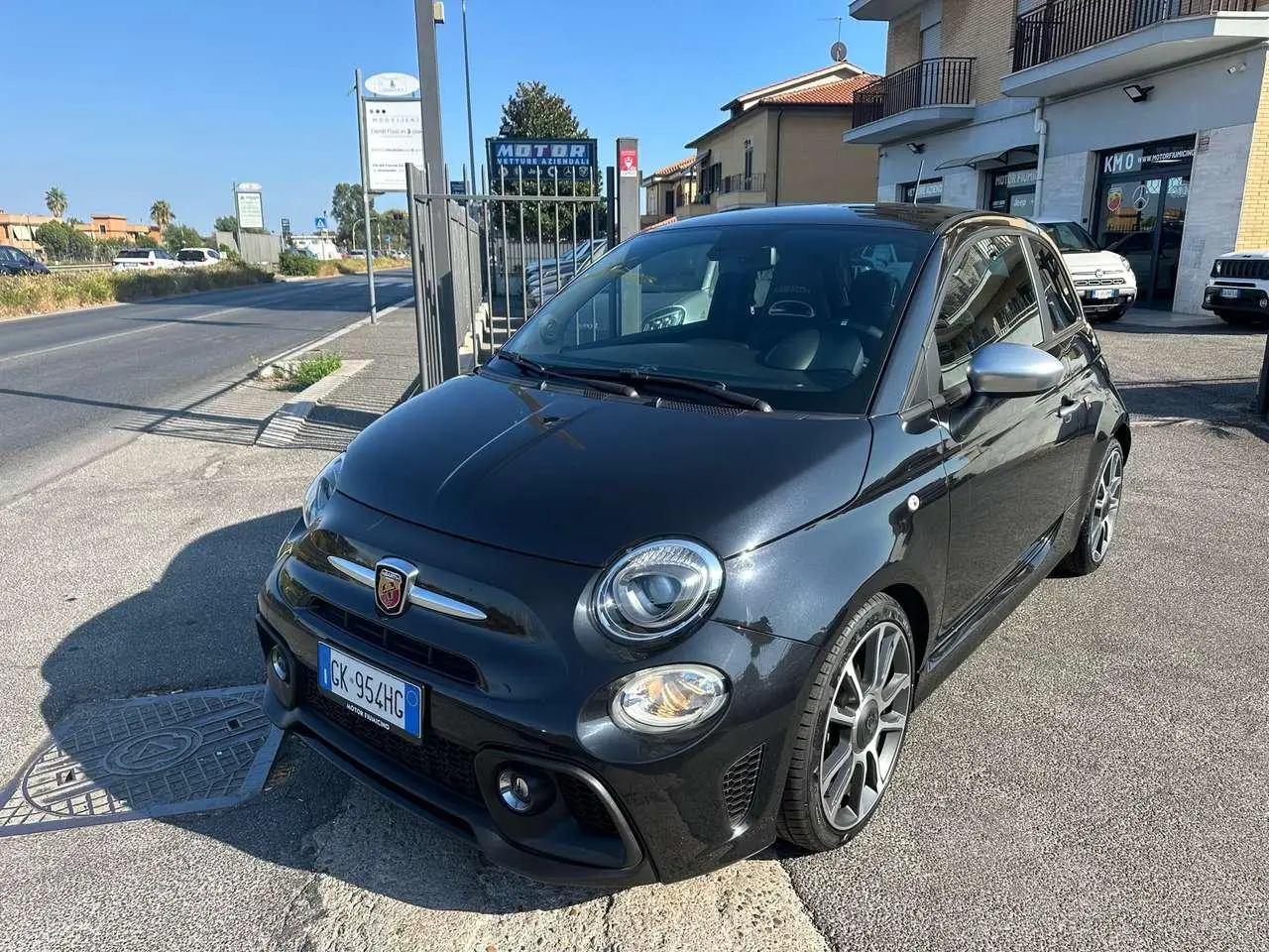 Photo 1 : Abarth 595 2022 Essence