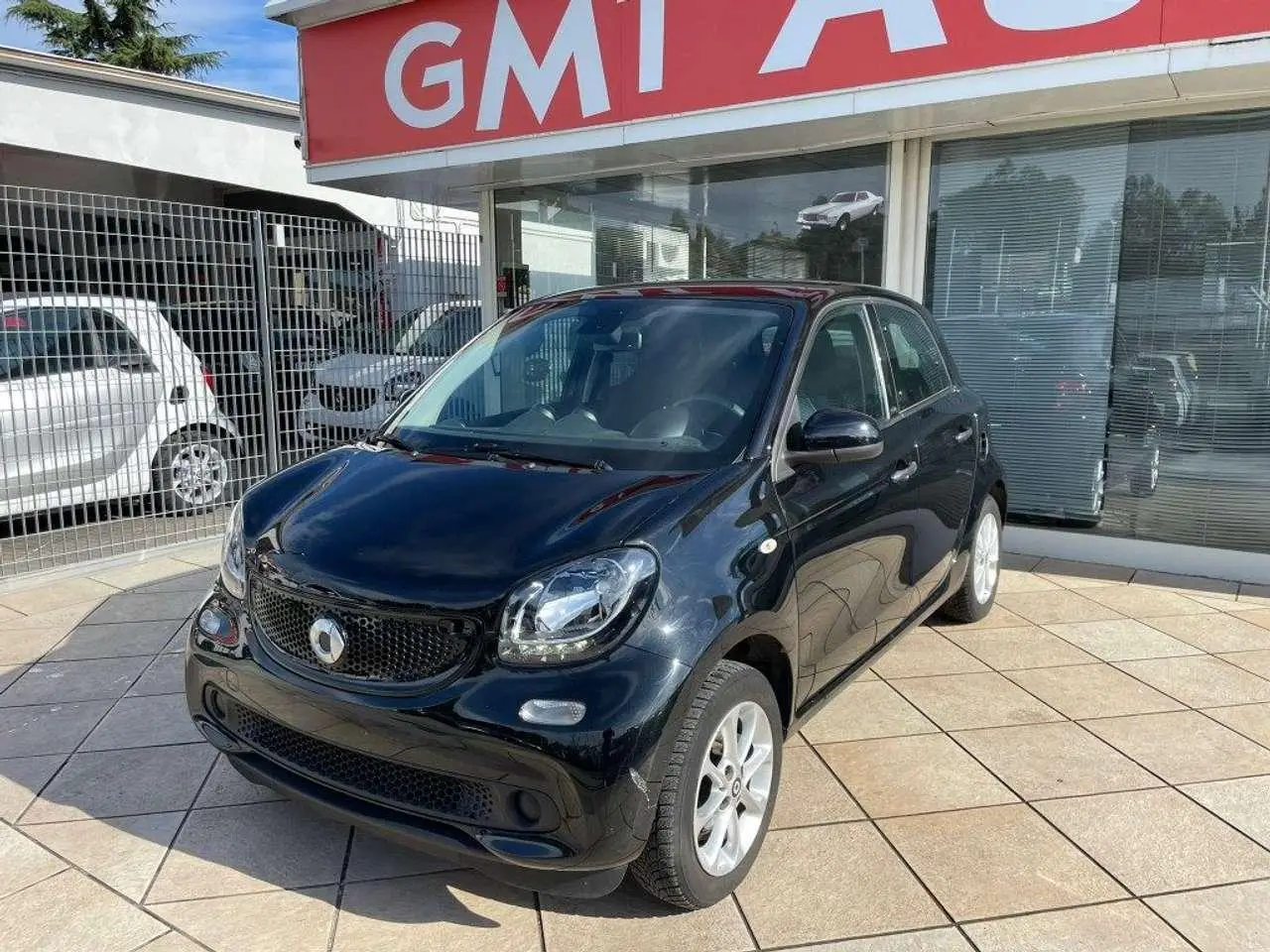 Photo 1 : Smart Forfour 2017 Essence