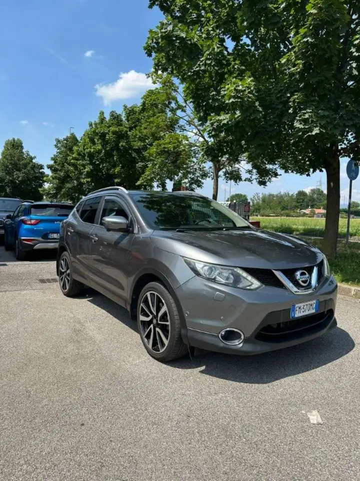 Photo 1 : Nissan Qashqai 2016 Diesel