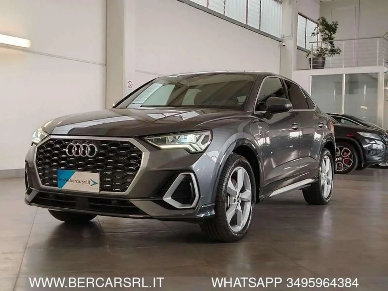 Photo 1 : Audi Q3 2021 Hybrid