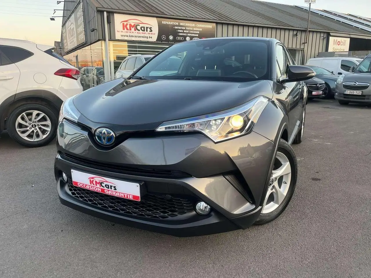 Photo 1 : Toyota C-hr 2018 Hybrid