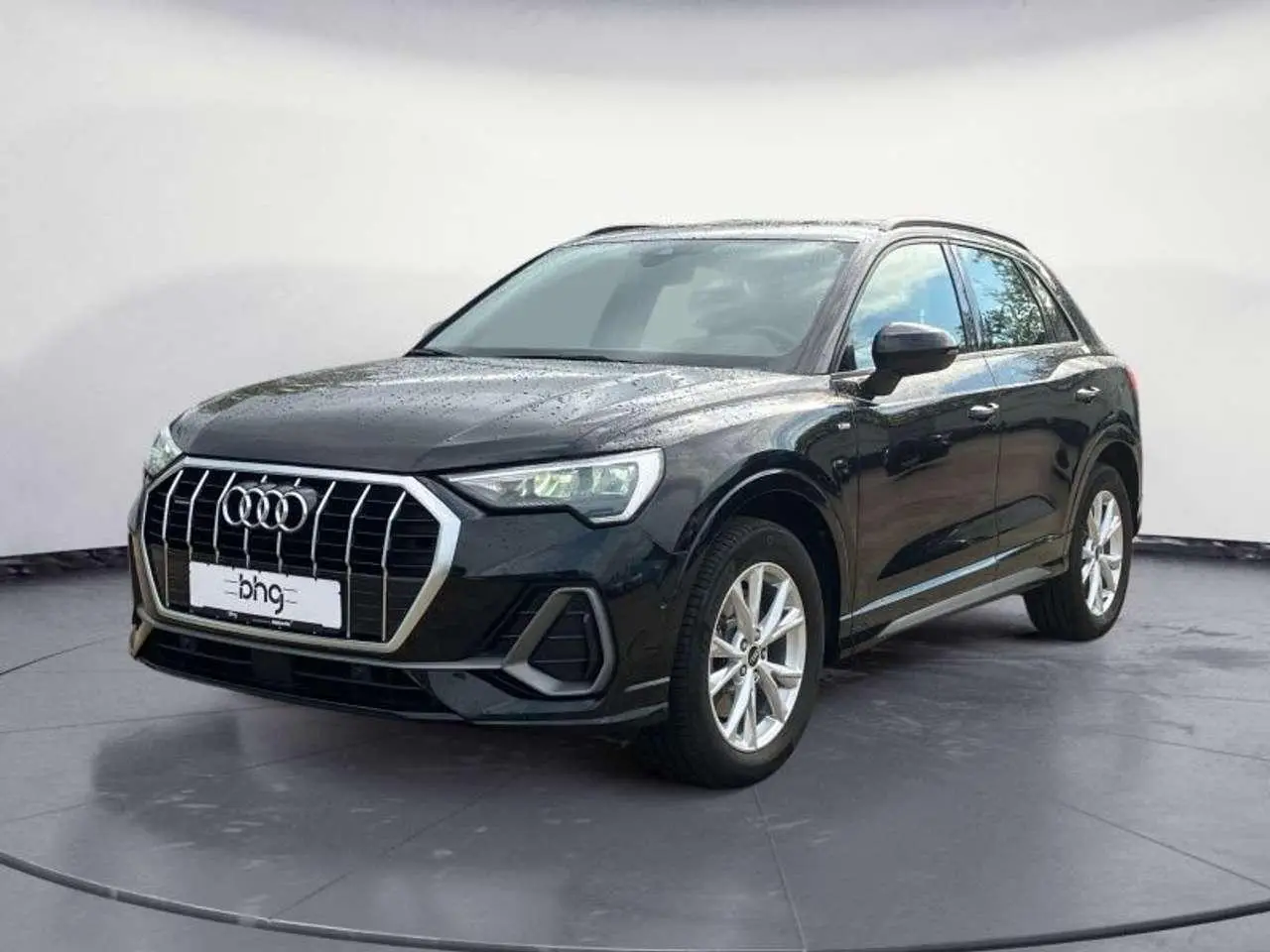 Photo 1 : Audi Q3 2021 Essence