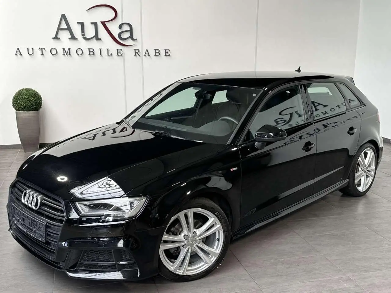 Photo 1 : Audi A3 2019 Essence