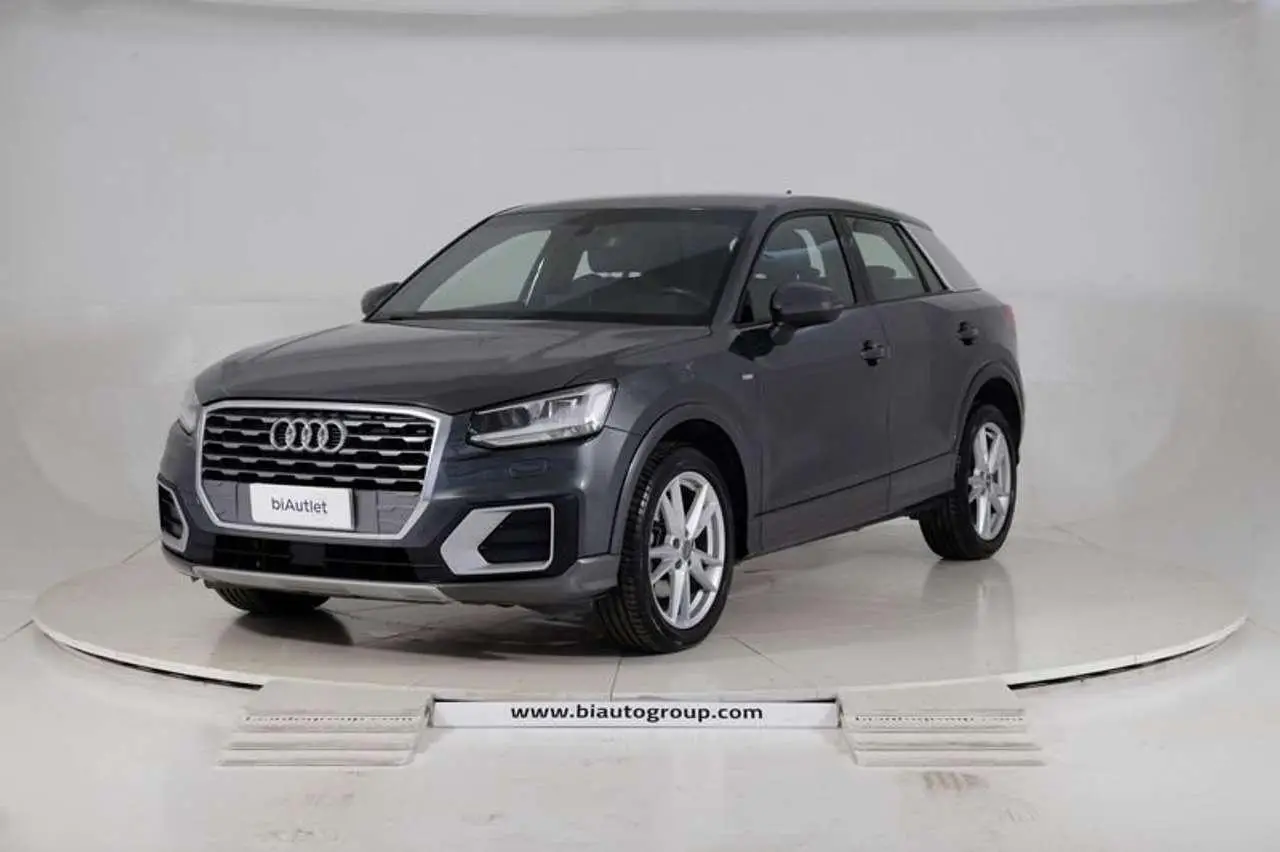 Photo 1 : Audi Q2 2018 Diesel