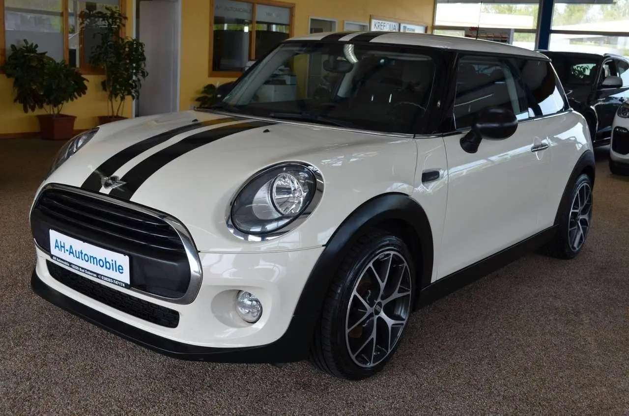 Photo 1 : Mini One 2016 Petrol