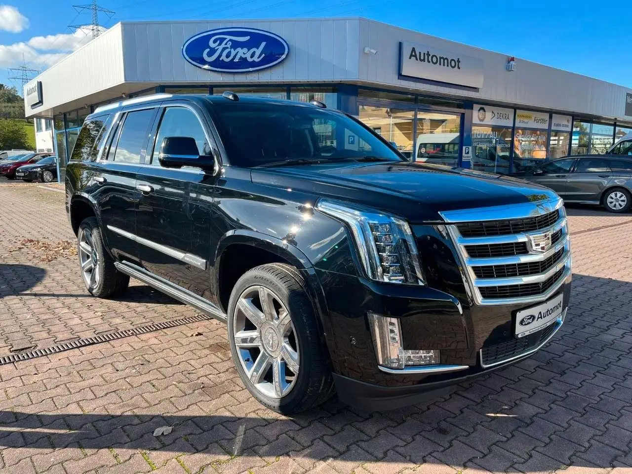 Photo 1 : Cadillac Escalade 2019 Petrol