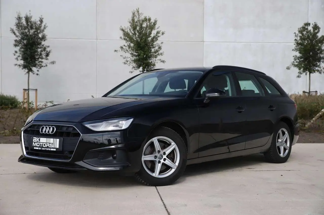 Photo 1 : Audi A4 2019 Diesel