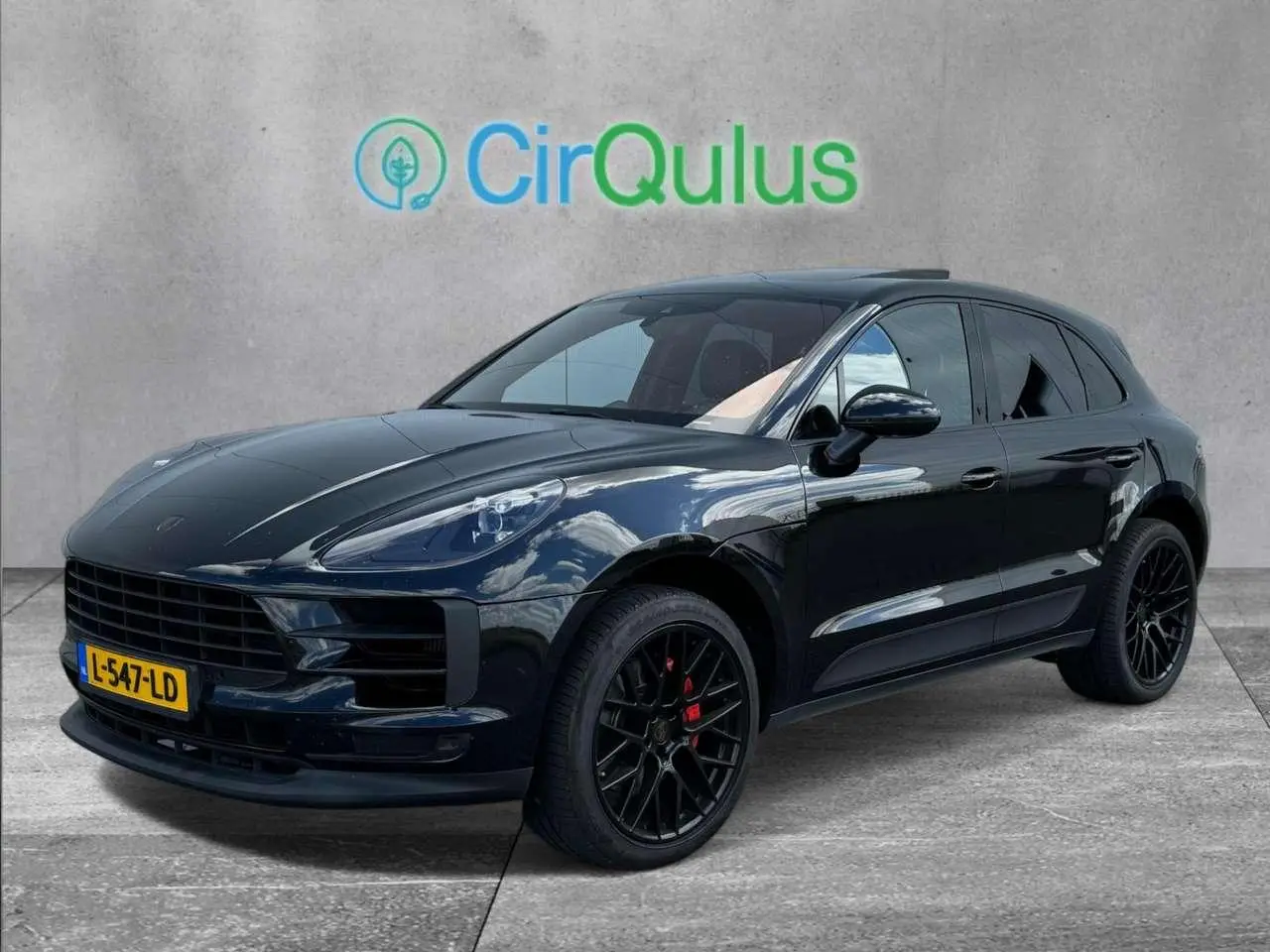 Photo 1 : Porsche Macan 2019 Petrol