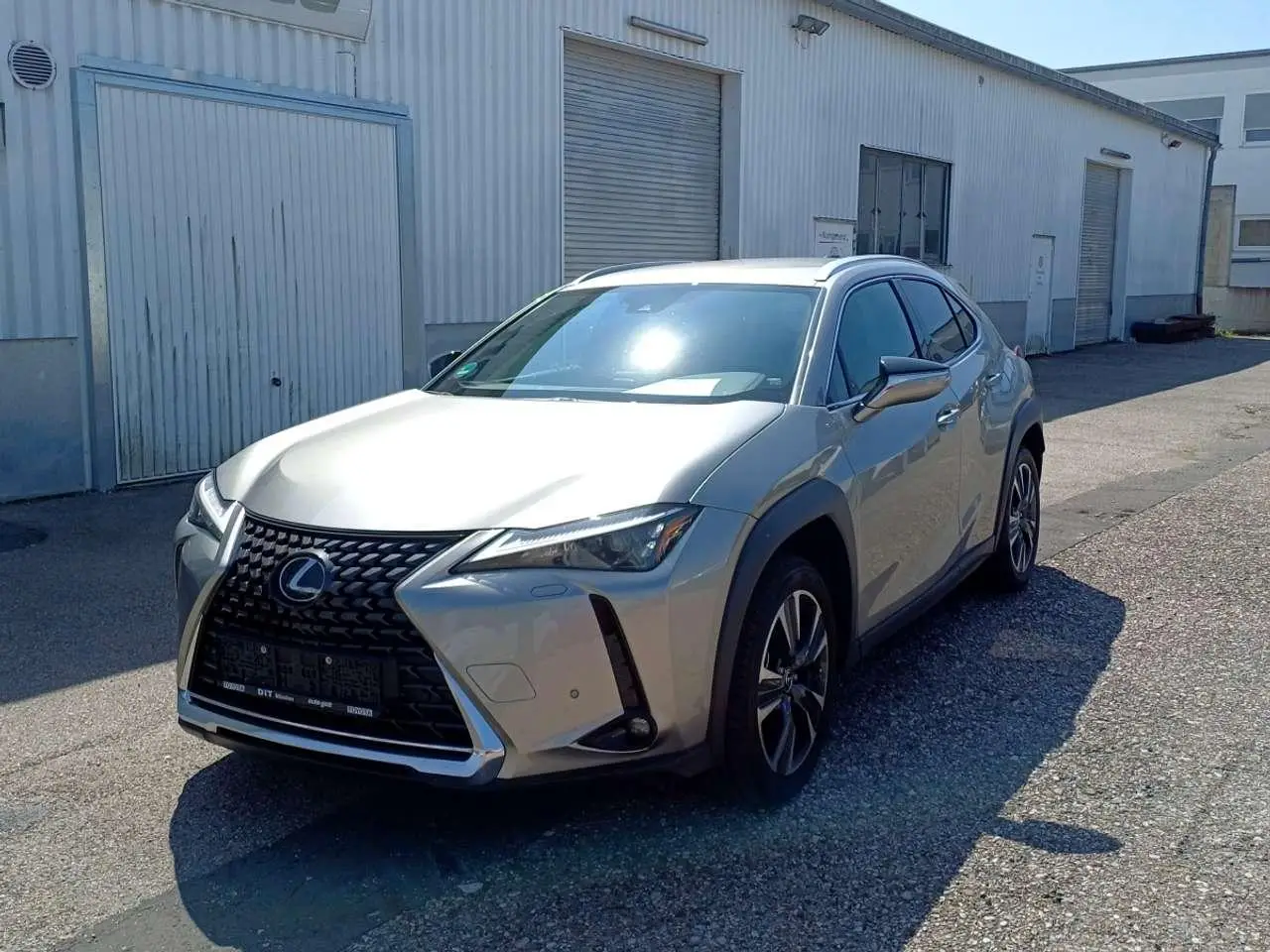 Photo 1 : Lexus Ux 2022 Hybrid