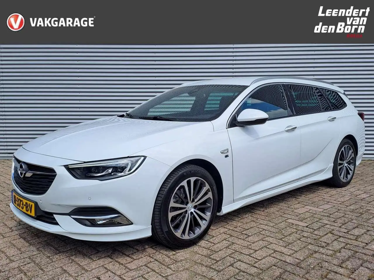 Photo 1 : Opel Insignia 2019 Essence