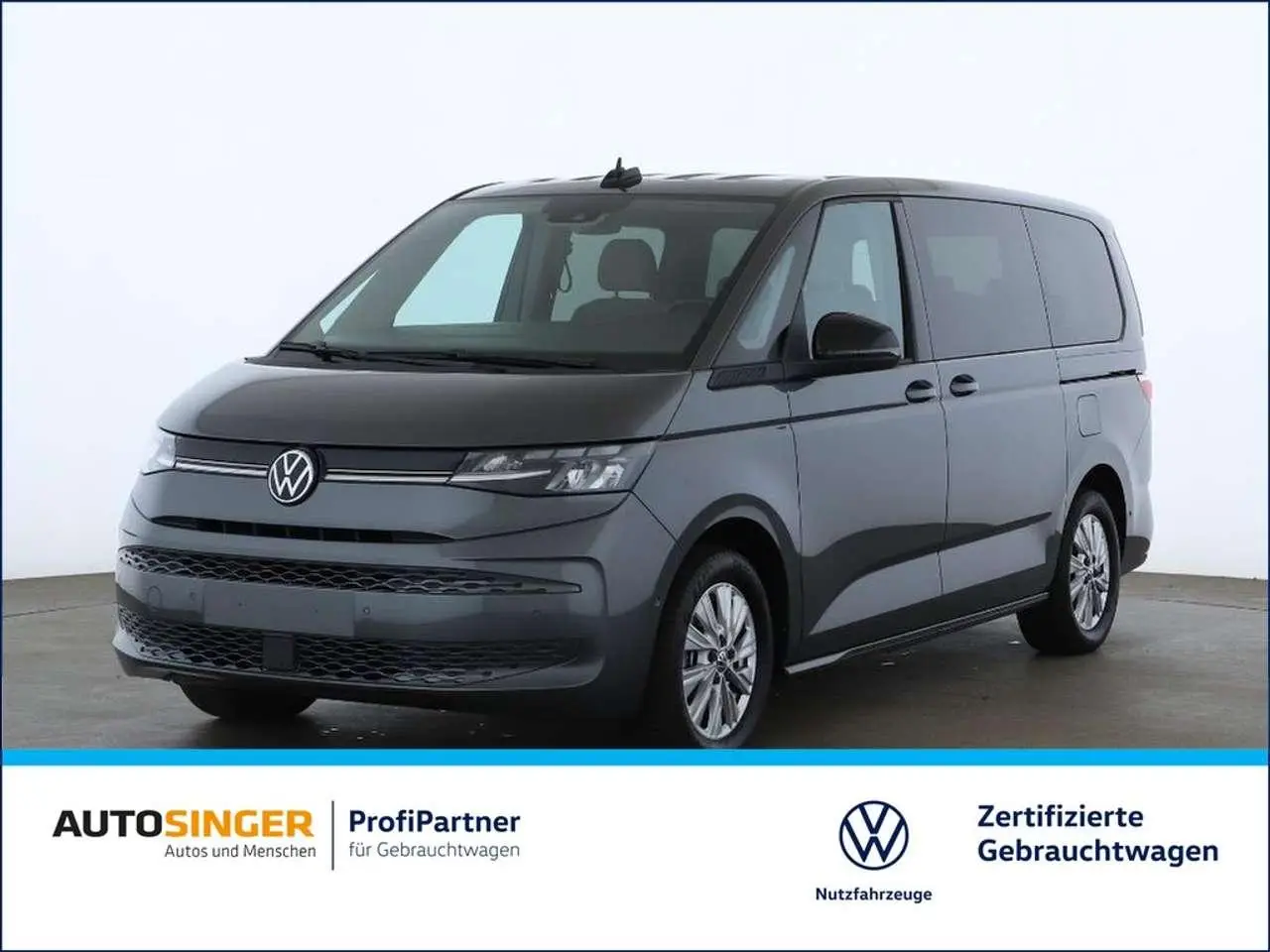 Photo 1 : Volkswagen T7 2023 Hybrid