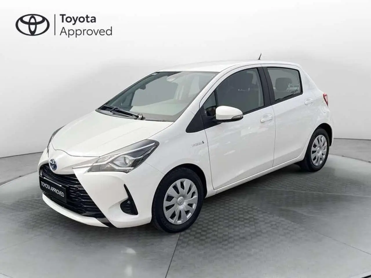 Photo 1 : Toyota Yaris 2018 Hybride