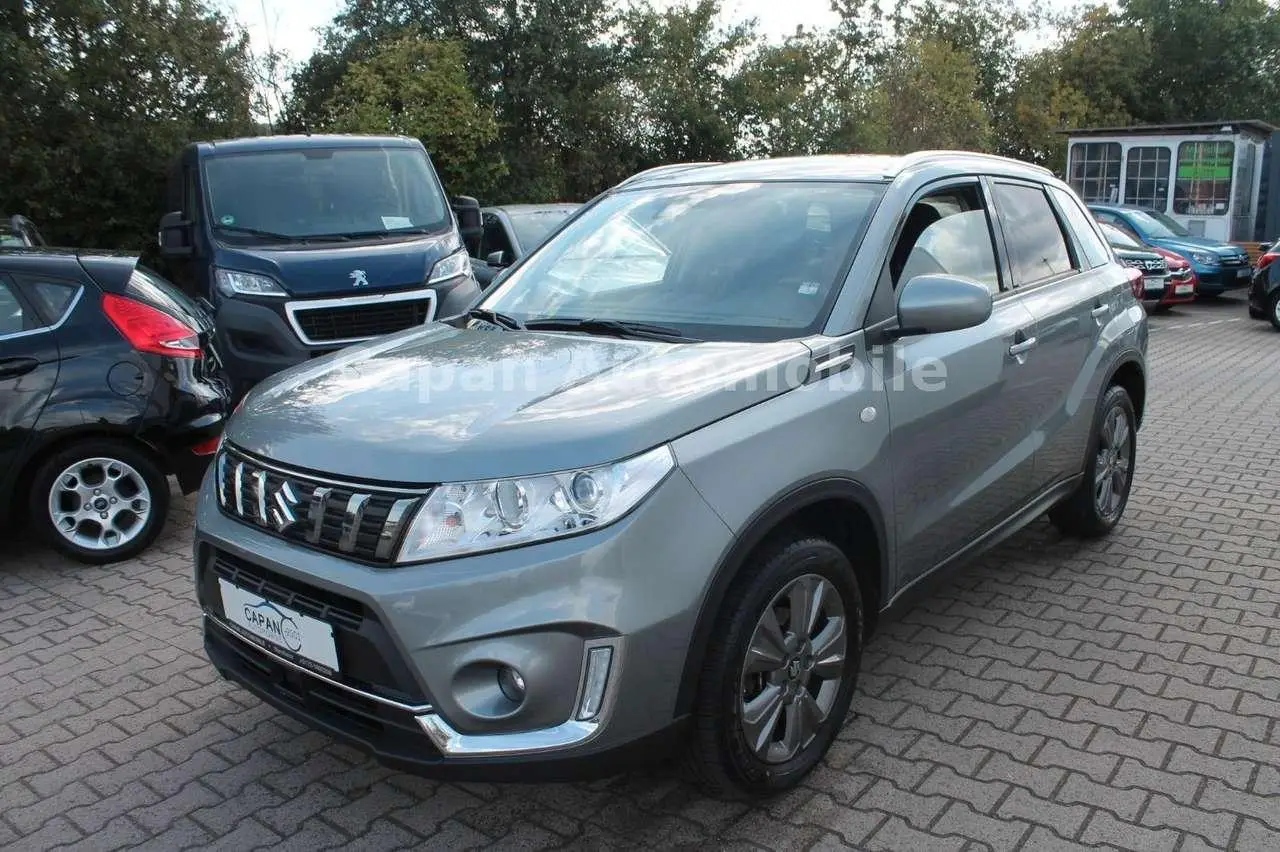 Photo 1 : Suzuki Vitara 2020 Petrol