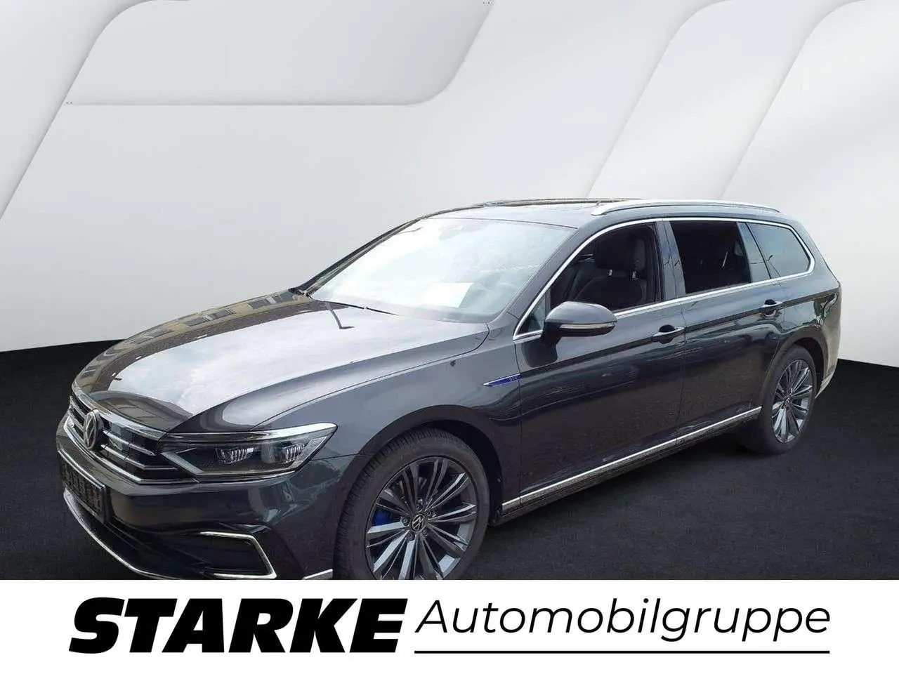 Photo 1 : Volkswagen Passat 2021 Hybride