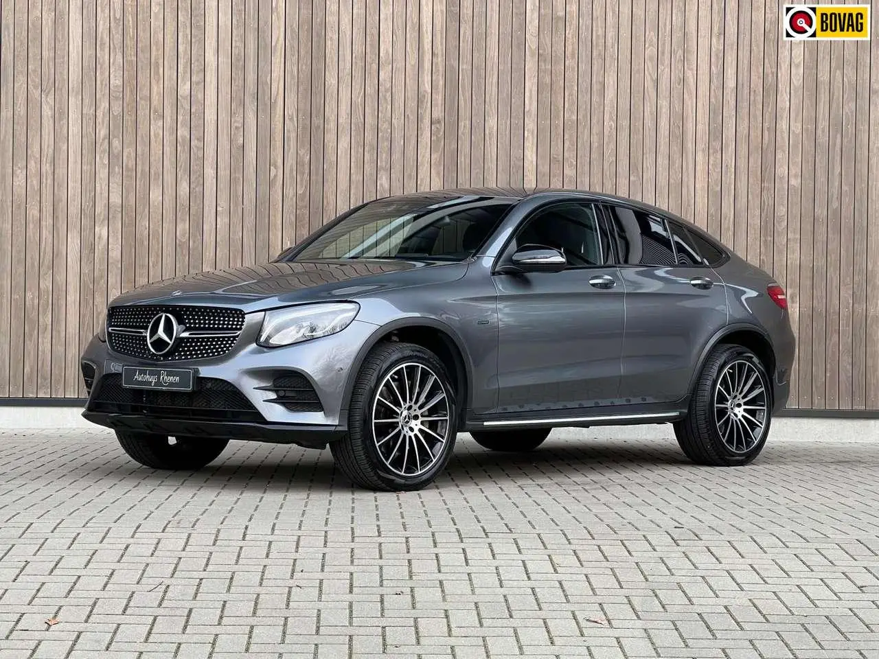 Photo 1 : Mercedes-benz Classe Glc 2018 Hybrid