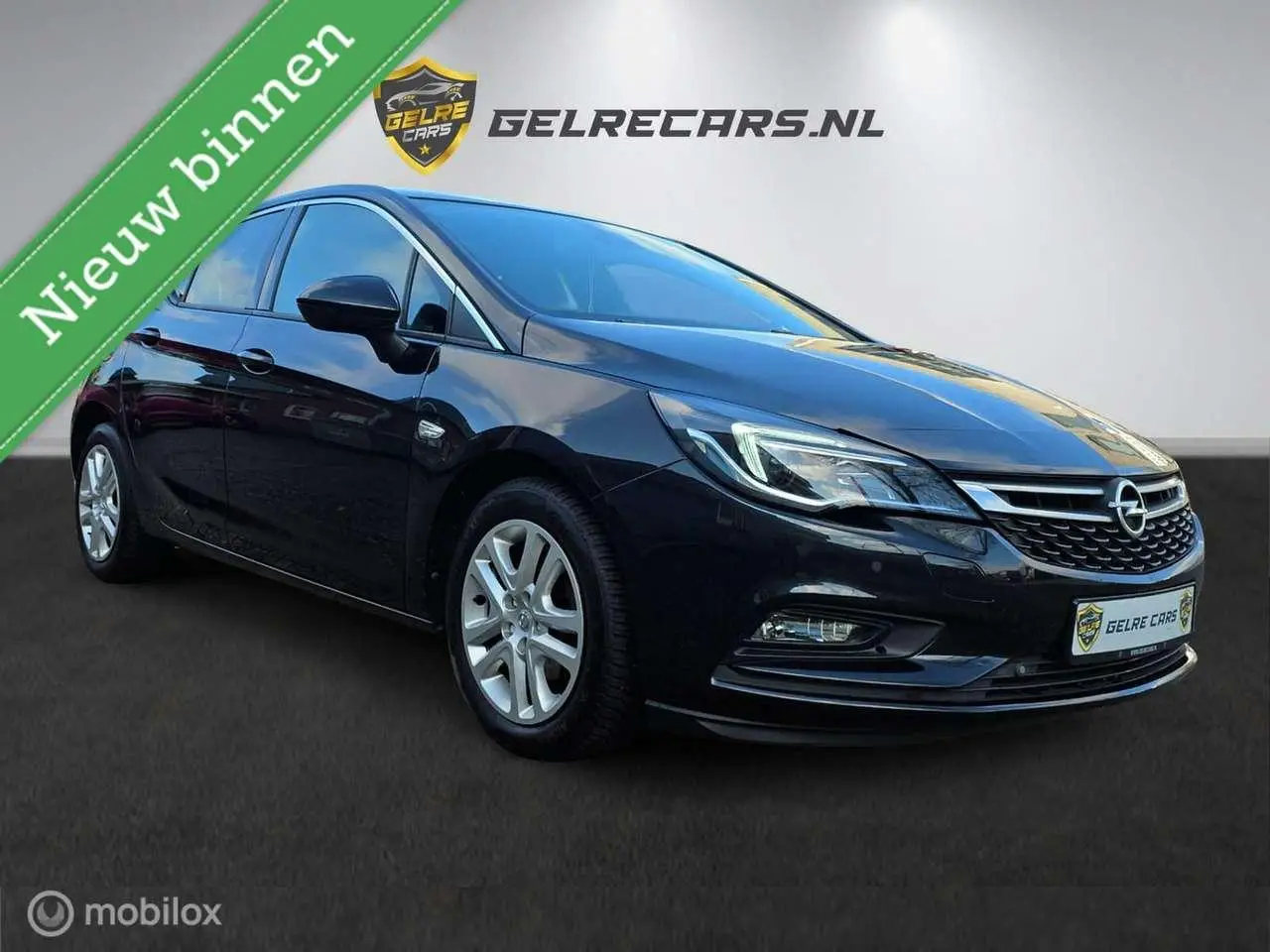 Photo 1 : Opel Astra 2017 Essence