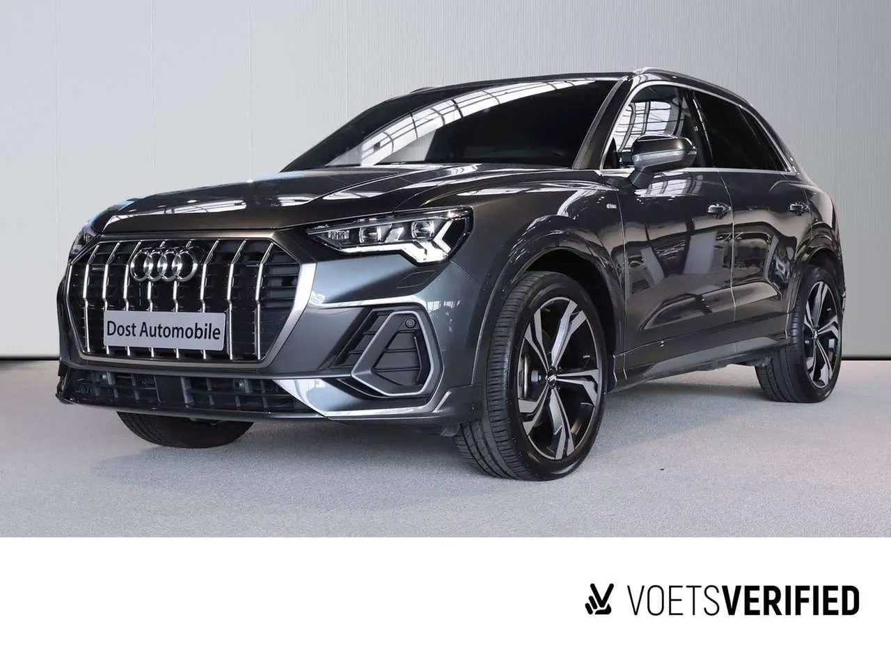 Photo 1 : Audi Q3 2020 Essence