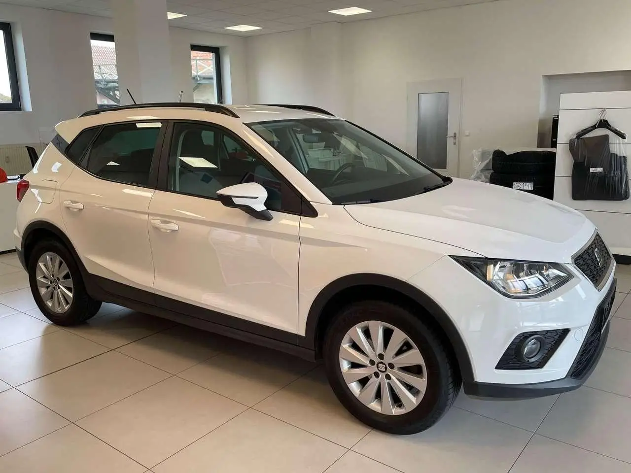 Photo 1 : Seat Arona 2020 Petrol