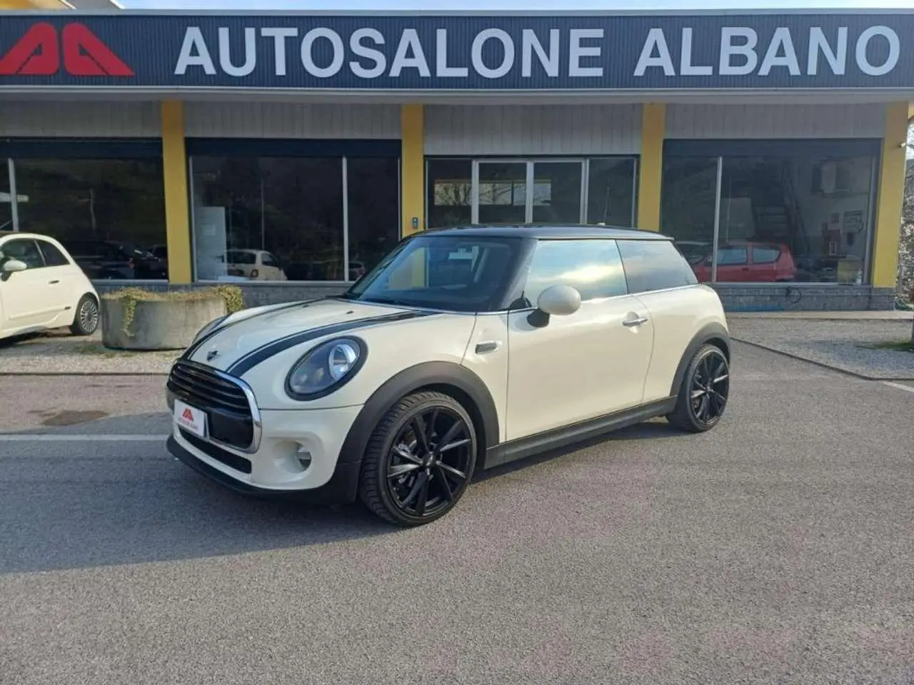 Photo 1 : Mini Cooper 2019 Petrol