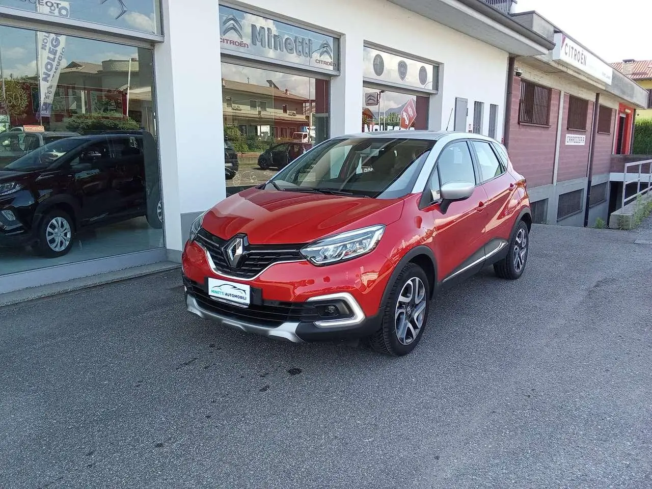 Photo 1 : Renault Captur 2017 Petrol