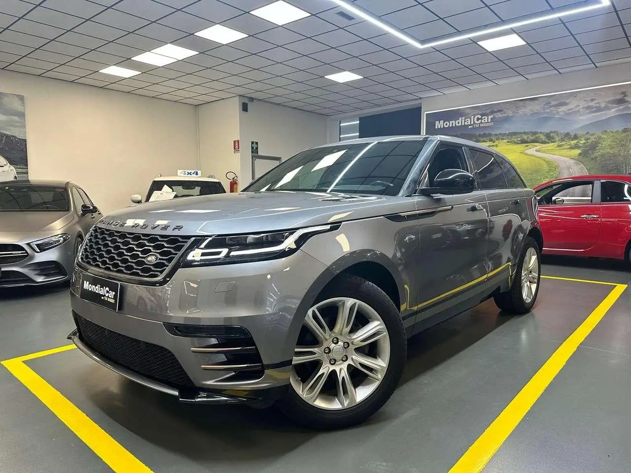 Photo 1 : Land Rover Range Rover Velar 2020 Diesel