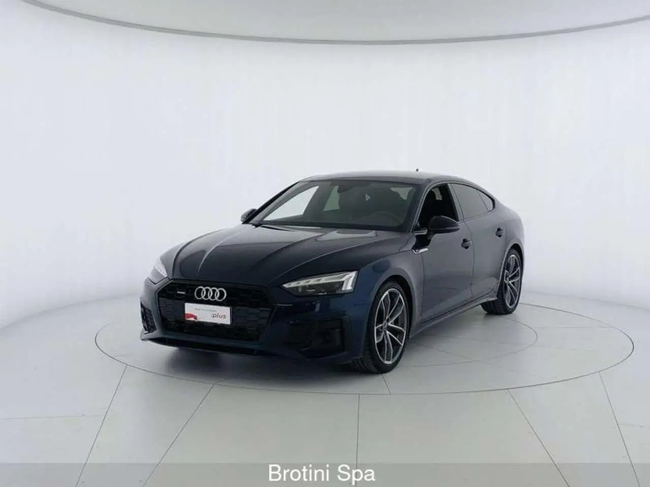 Photo 1 : Audi A5 2023 Hybrid