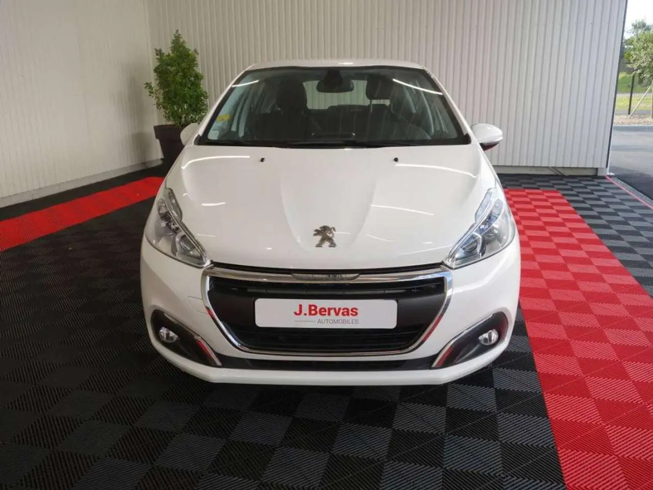 Photo 1 : Peugeot 208 2019 Diesel