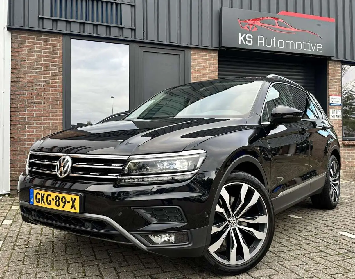 Photo 1 : Volkswagen Tiguan 2017 Petrol