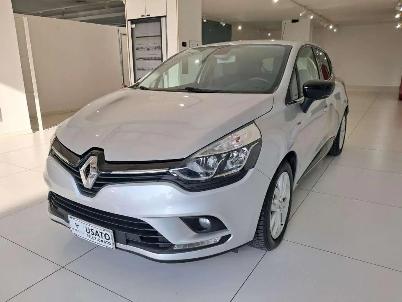 Photo 1 : Renault Clio 2019 Diesel