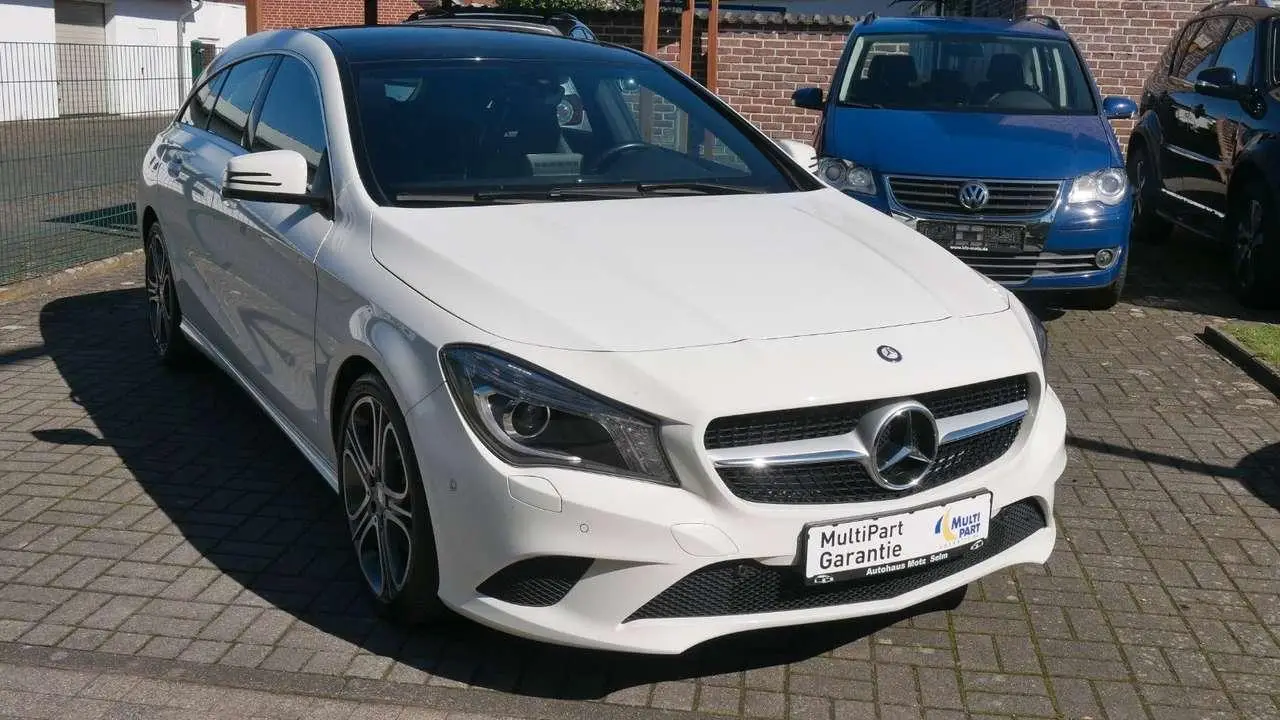 Photo 1 : Mercedes-benz Classe Cla 2015 Petrol