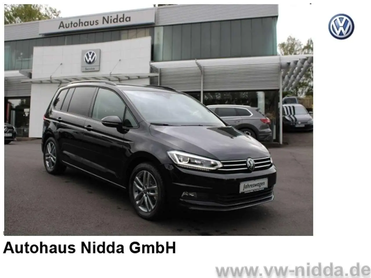 Photo 1 : Volkswagen Touran 2024 Petrol