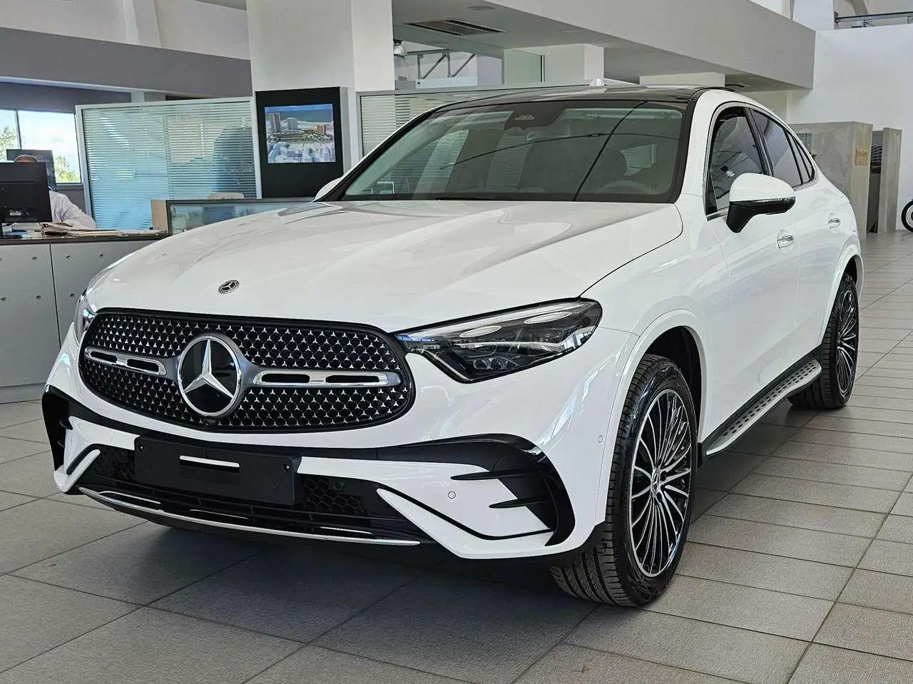 Photo 1 : Mercedes-benz Classe Glc 2024 Hybride