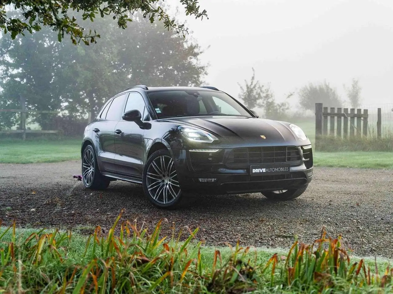 Photo 1 : Porsche Macan 2016 Petrol