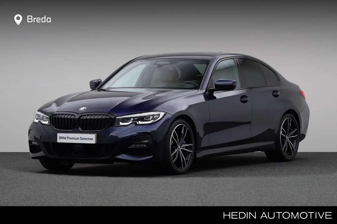 Photo 1 : Bmw Serie 3 2019 Petrol