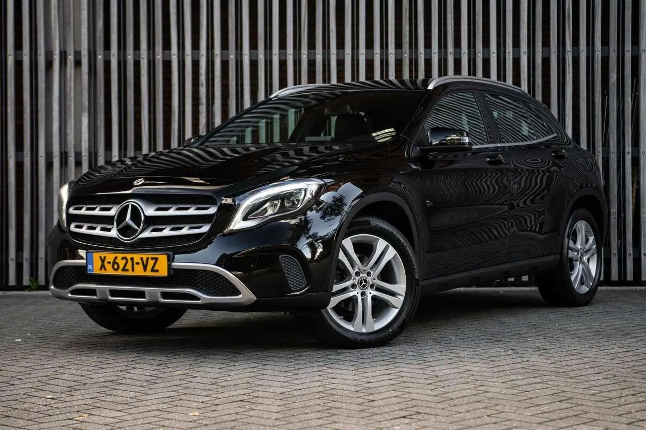 Photo 1 : Mercedes-benz Classe Gla 2018 Petrol