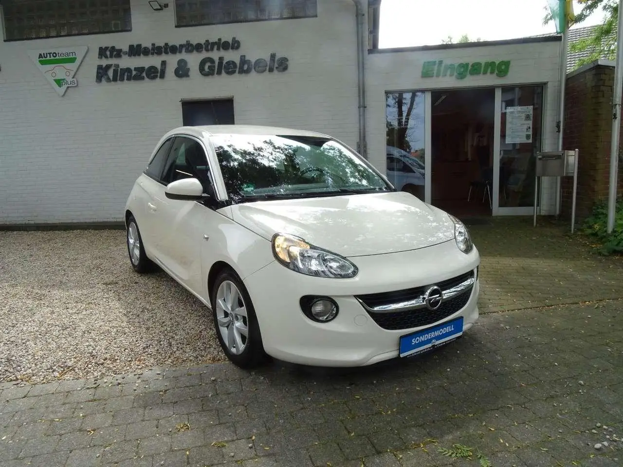 Photo 1 : Opel Adam 2016 Petrol