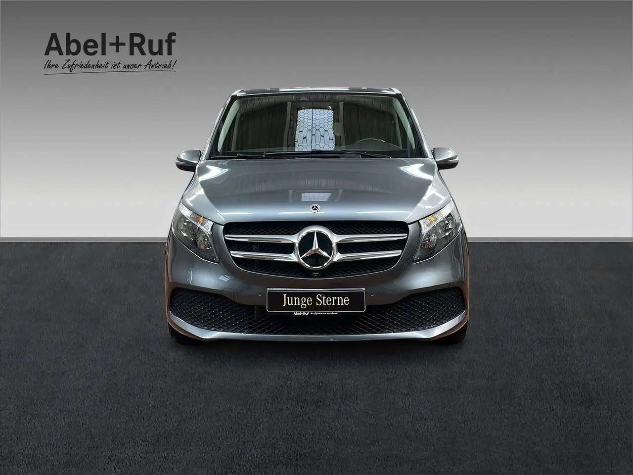 Photo 1 : Mercedes-benz Classe V 2023 Diesel