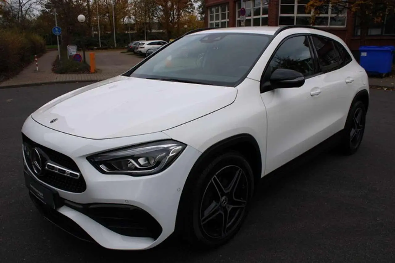 Photo 1 : Mercedes-benz Classe Gla 2021 Petrol